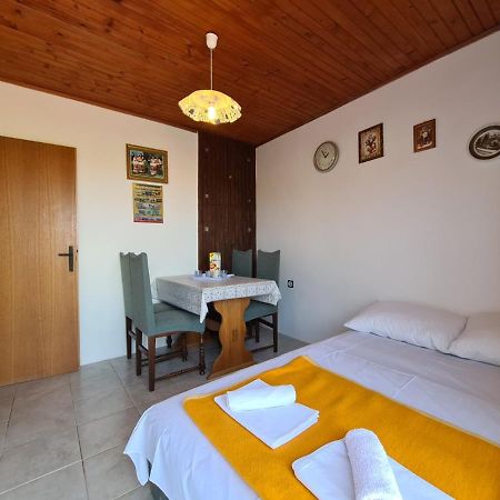Apartments Zlatko 1397 Štinjan Εξωτερικό φωτογραφία